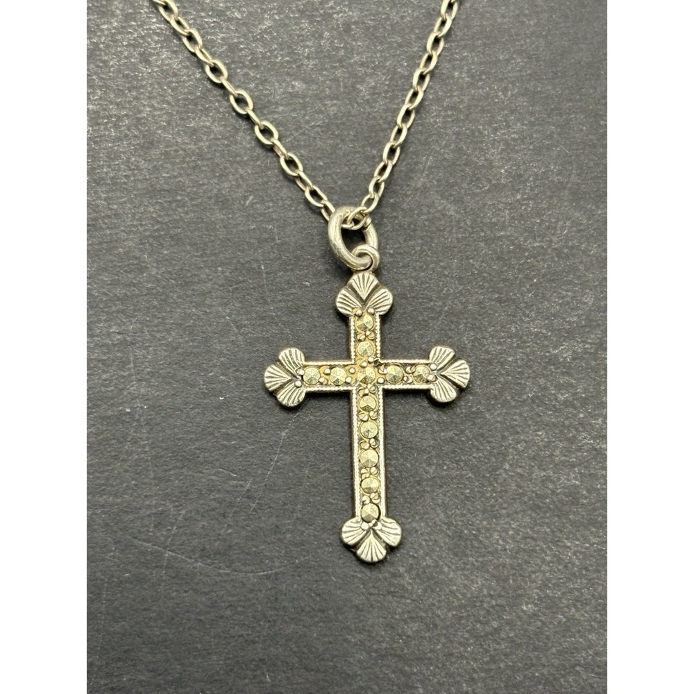 20" Vintage Sterling Silver Marcasite Cross Pendant Necklace 3 Grams H14